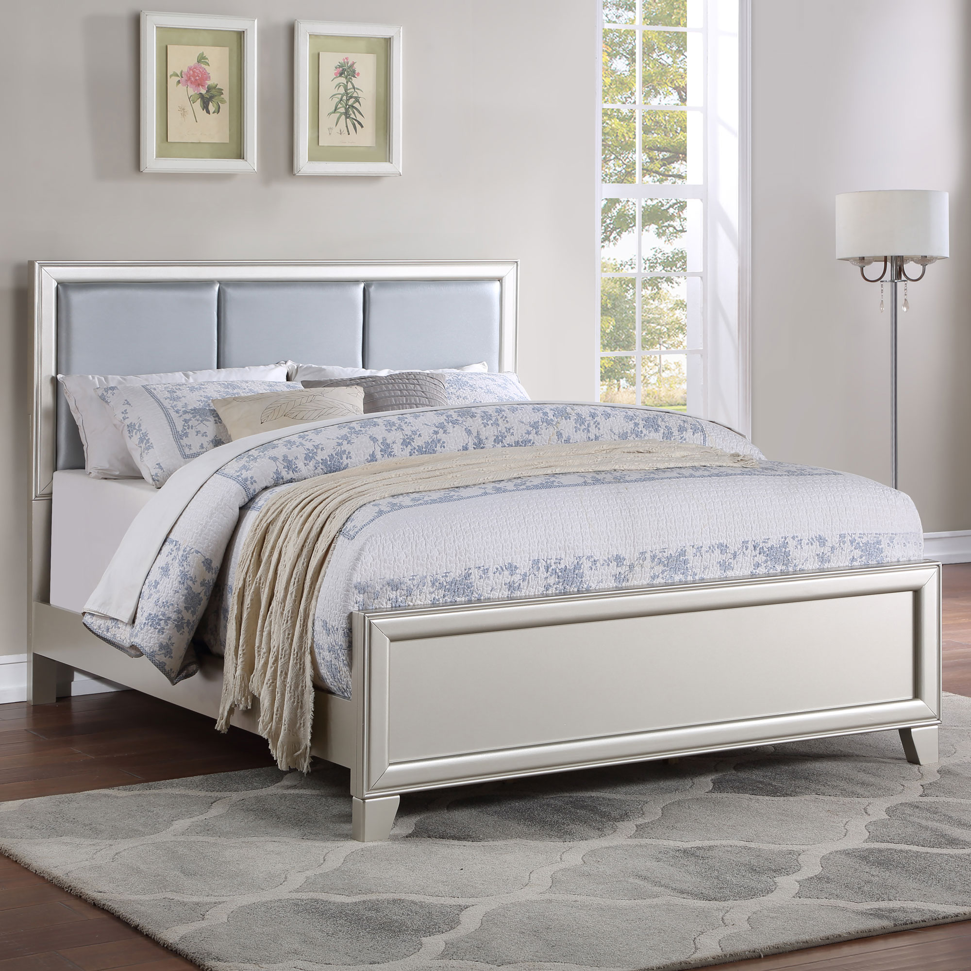 OMNI QUEEN BED