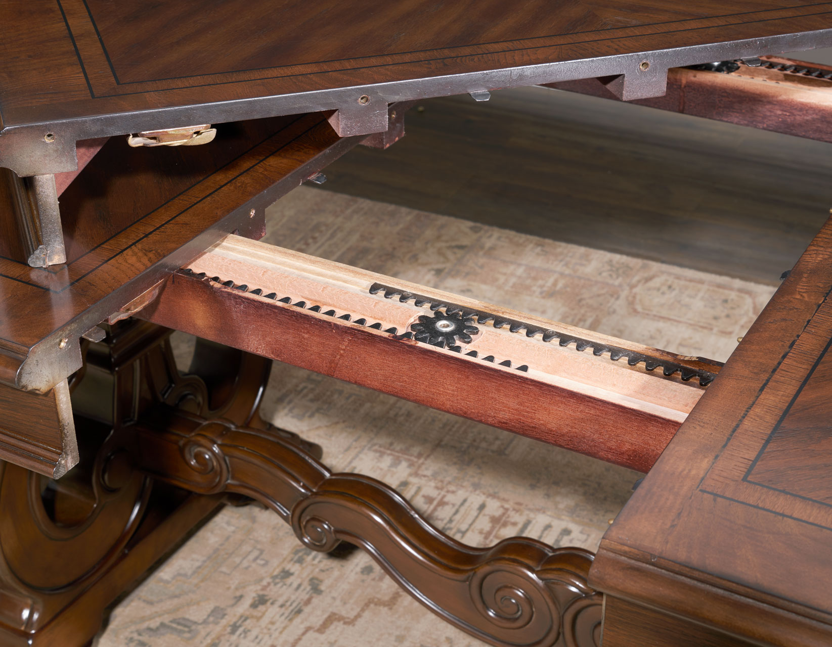 ROYALE 76-96 INCH TABLE WITH 20 INCH LEAF - Image 5