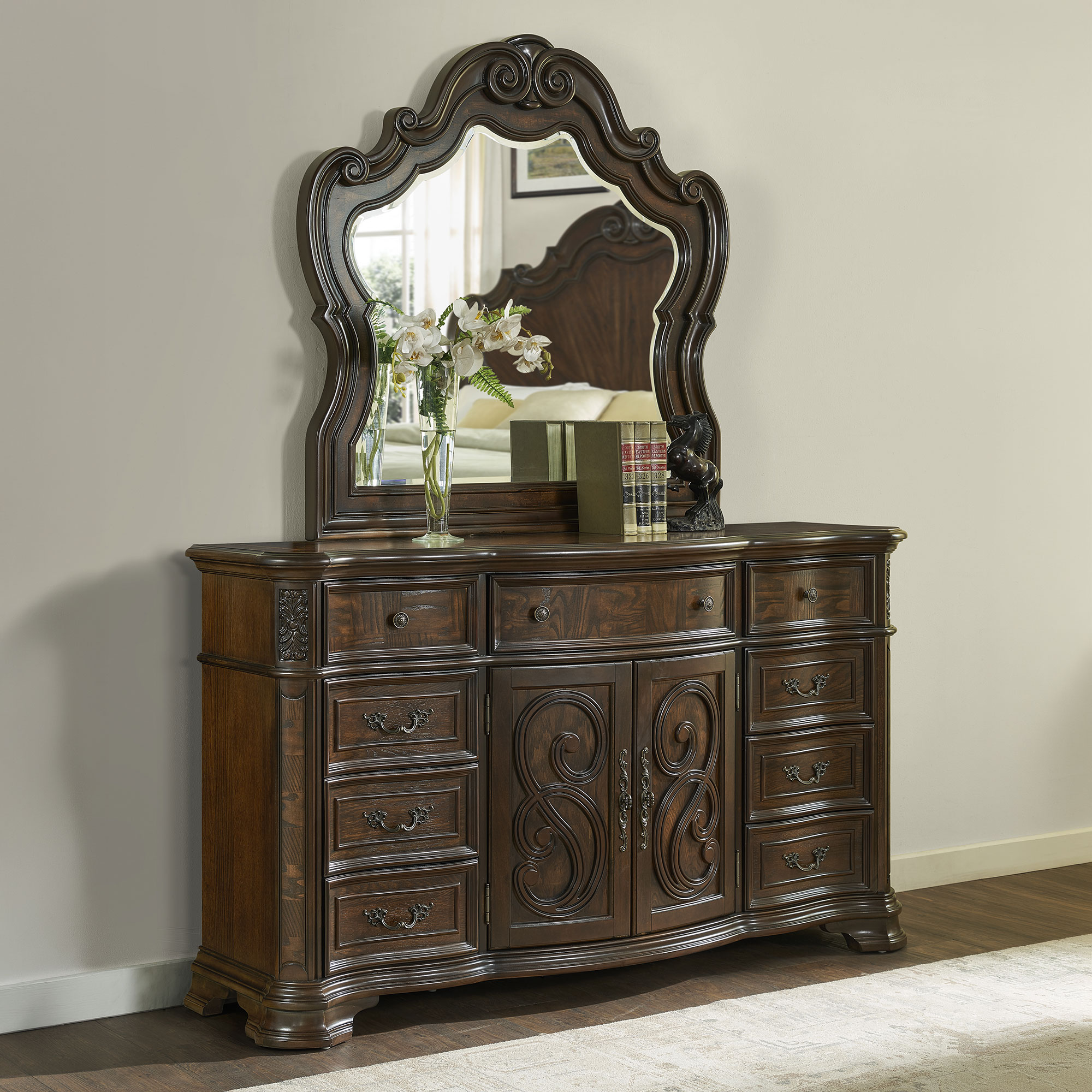 ROYALE DRESSER/MIRROR